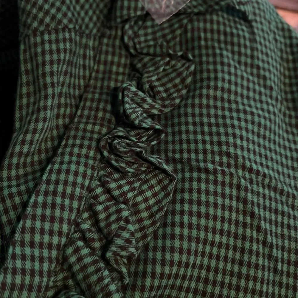 NEW YORK & Company Button Down Plaid Shirt Size Medium NWT - Image 4