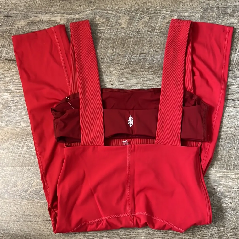 NWOT Free People Movement Red Jumper Size Large - Image 5