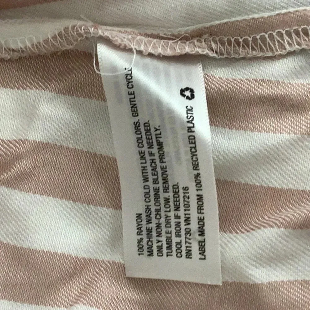 Ingrid & Isabel Maternity Size XXL Striped Short Flutter Sleeve Tie Top. New White - Image 4