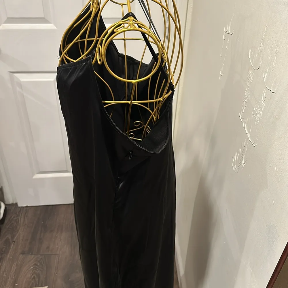 AFRM Black v neck satin midi adjustable straps slip dress Size XL - Image 8