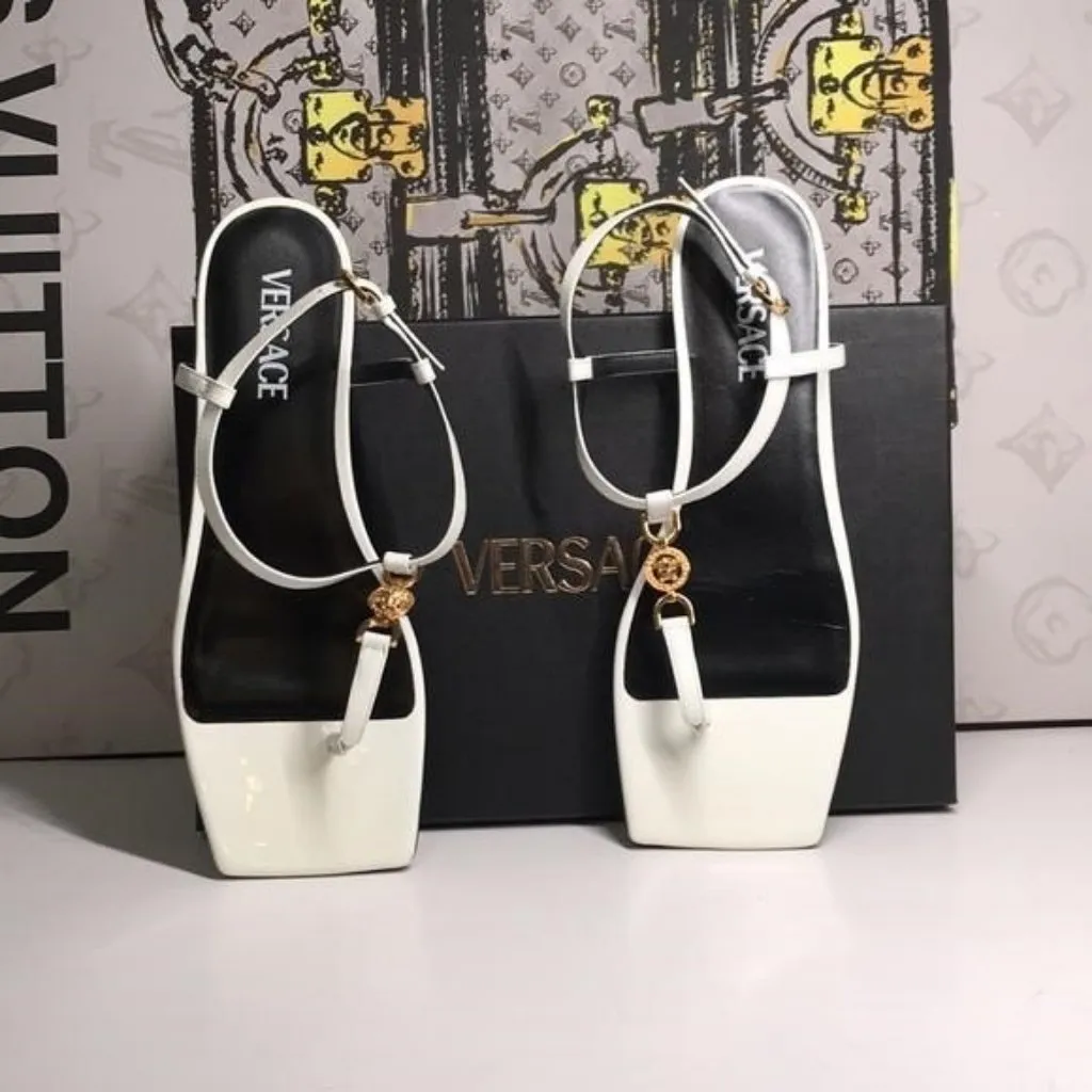 New Authentic Versace Designer Square-Toe Patent Leather T-Strap Sandals - Image 9