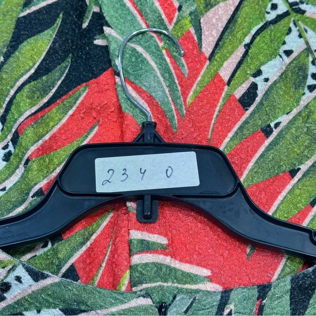 Slate & Willow Tropical Jumpsuit Size Small - Image 6