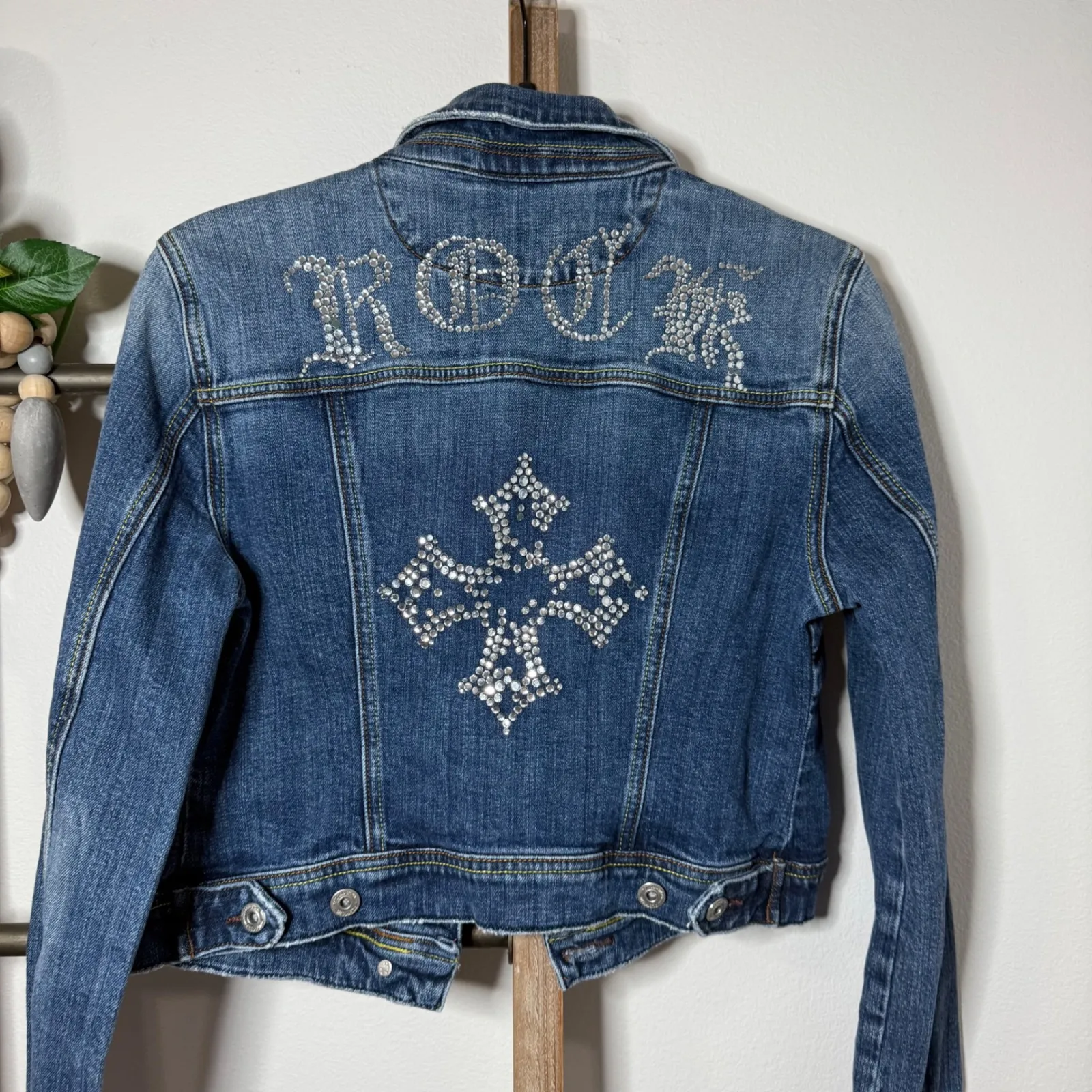 Miss Me Denim Jacket Embellished Rhinestone Cross Rock Cropped Blue Size Large - Image 6