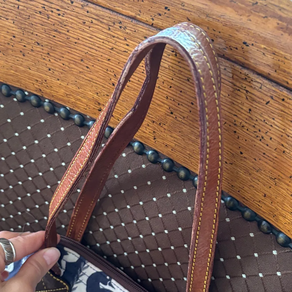 Dooney & Bourke Blue and White Patterned Shoulder Bag - Image 3