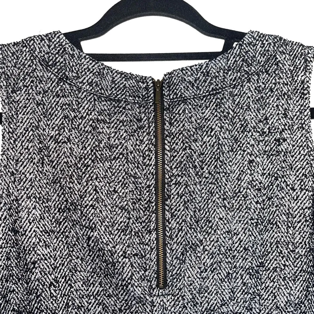 CeCe Shell Dark Gray Herringbone Tweed Zip Back Tank Top - Image 7