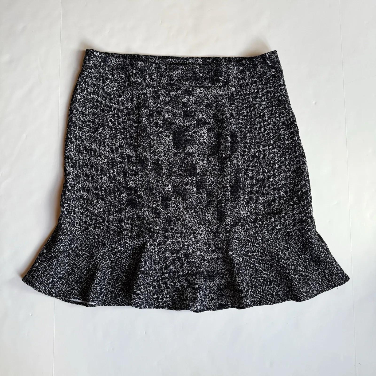 Worthington Flared Trumpet Skirt Womens 10 M White Black Peplum Stretch Office - Image 3