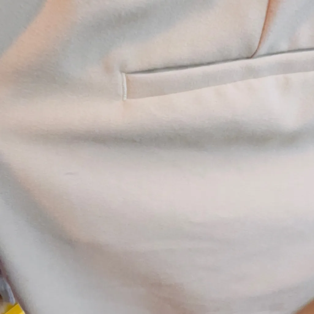 Alfani Size 4 (Minor Flaw small ink mark) Tan Wide Leg Slacks w/Faux Pockets - Image 4