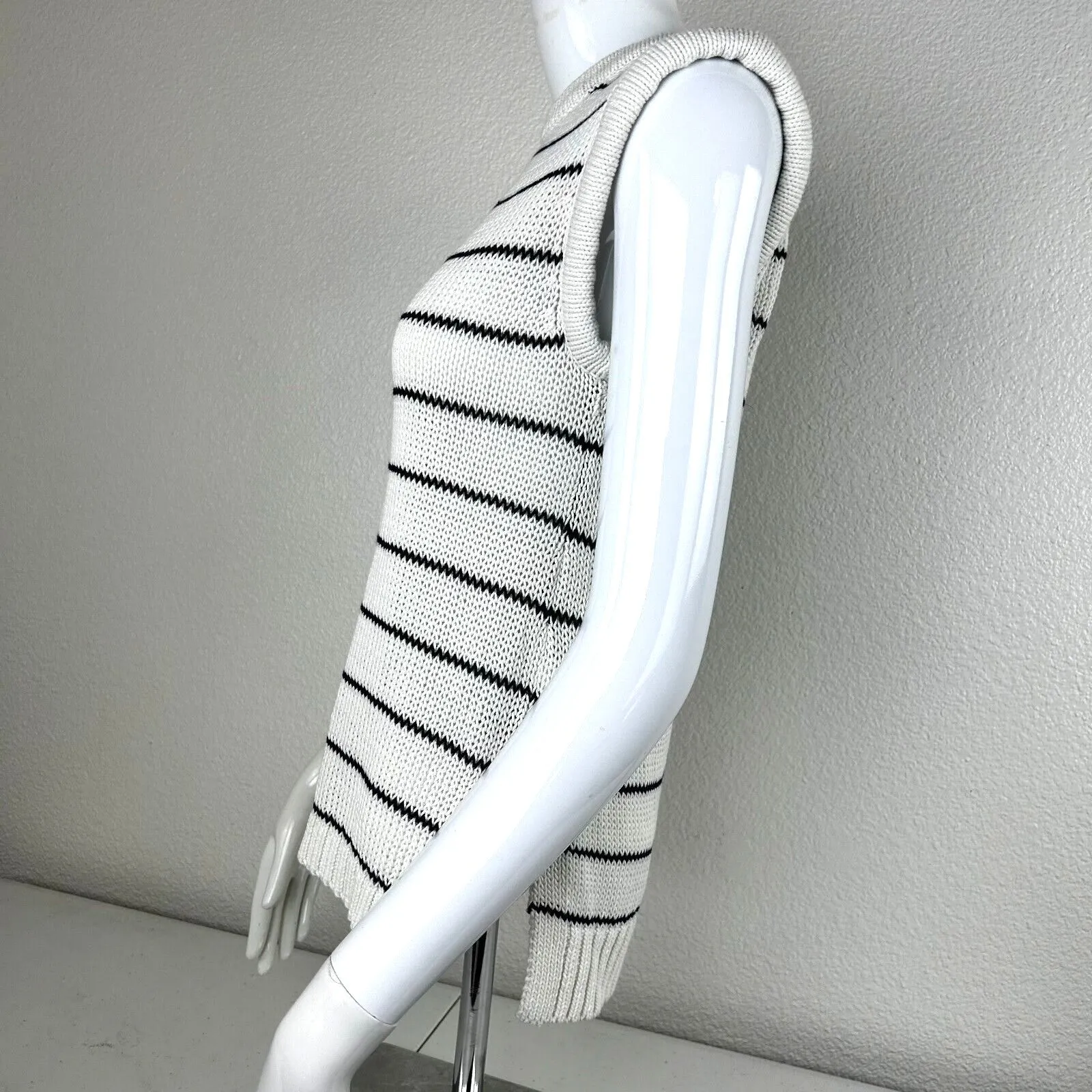 Madewell Women's Puff Trim Sweater Sleeveless - Image 2