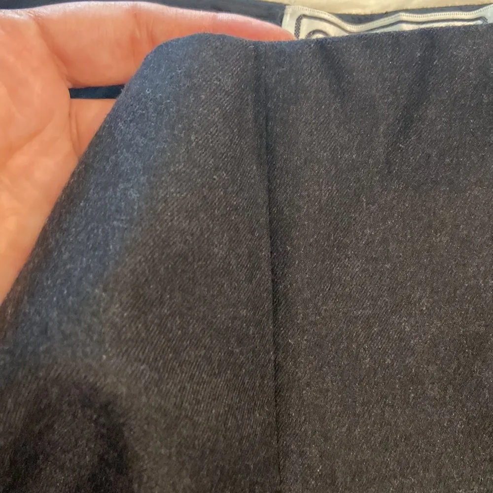 Carlisle 100% Wool Pants dark gray color inseam 27” excellent condition size 12 - Image 13