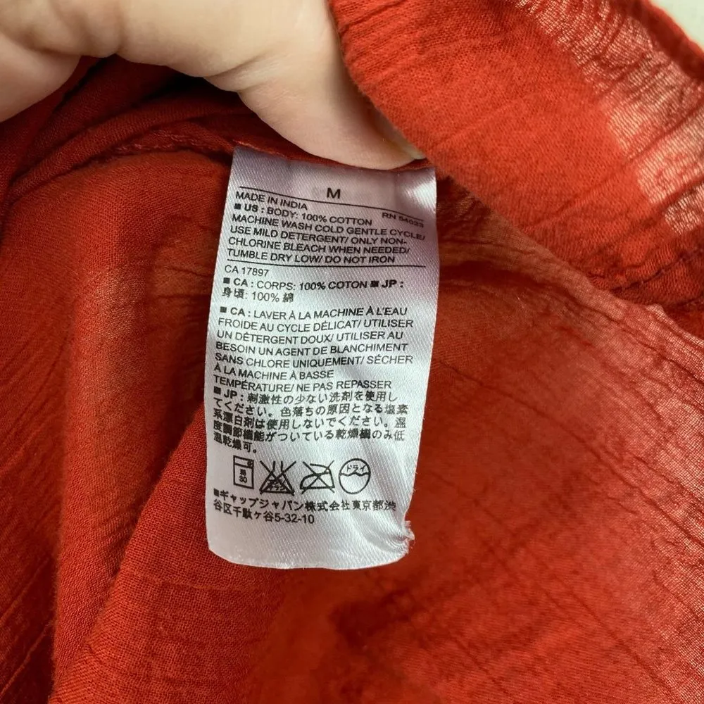 long-sleeve blouse, size Medium, gauzy, crinkly fabric, pockets - Image 8