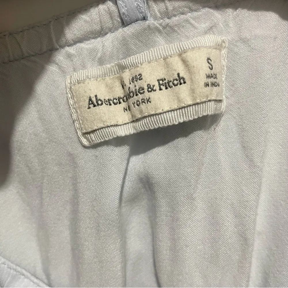 A&F sky blue criss cross stars fit & flare mini dress - Image 3