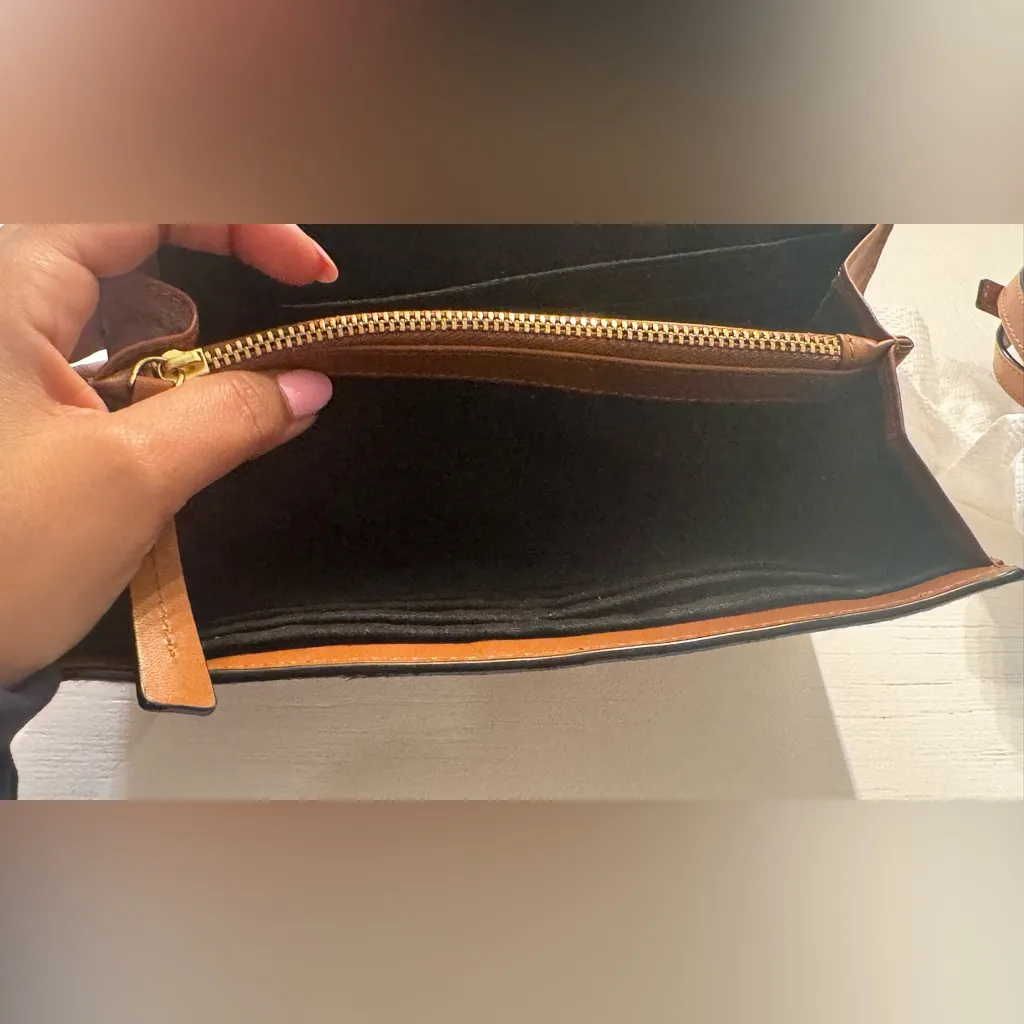 Sam Edelman Beige and Tan Cross Bag - Image 7