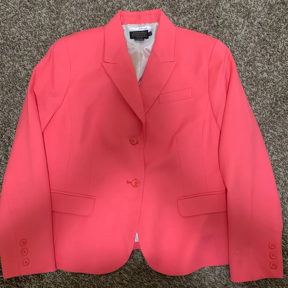 Pendleton coral skirt suit set woman size 14P blazer 14 skirt 100% virgin wool - Image 2