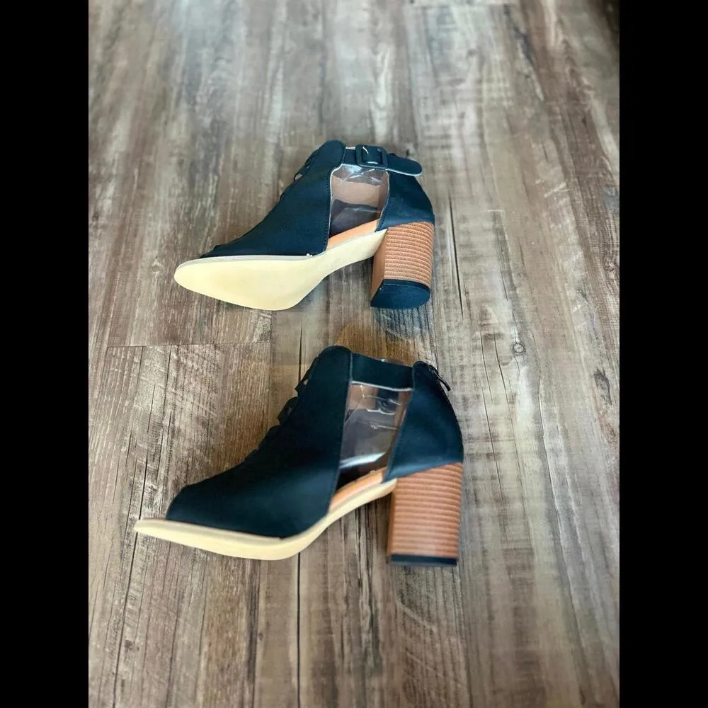 Caged Criss Cross Sandals Women’s Size 7.5 Black - Image 7