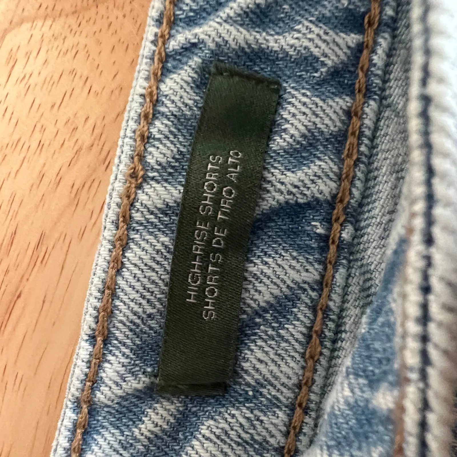 Wild Fable Women's Light Wash High-Rise Cutoff Jean Shorts - Size 4 - NWT - Image 10