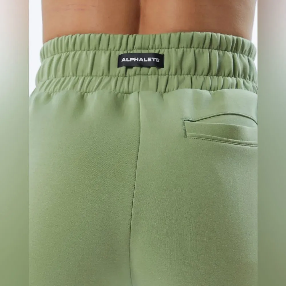 NEW Alphalete Elmts Elements Relaxed Cuffed Jogger in Green Size S - Image 7