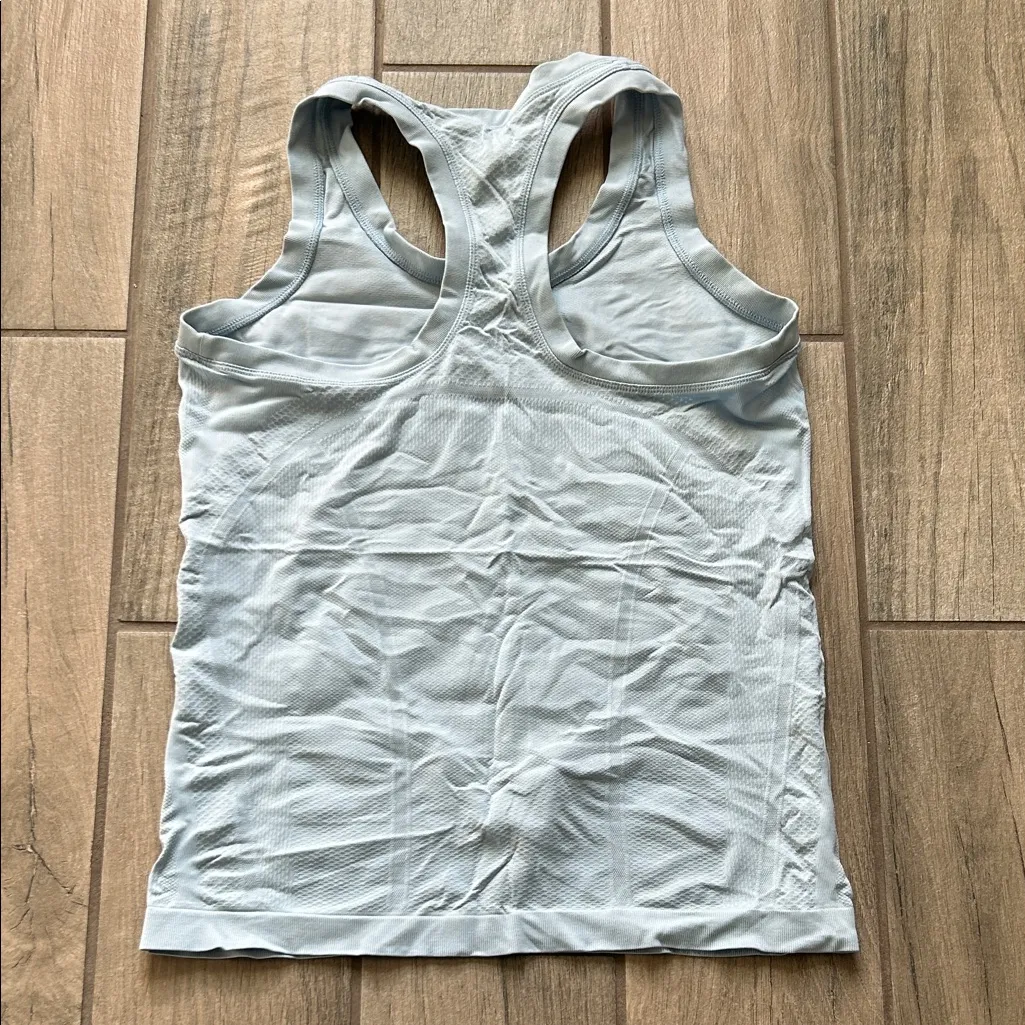 Women's Light Blue Tank Top Size M - Image 3