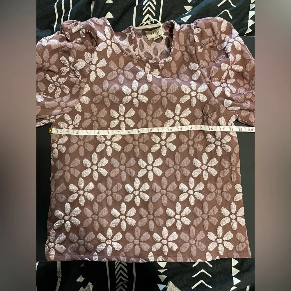 BIBI Balloon 3/4 Sleeve Textured Floral Top Women’s Shirt Size Small NWT - Image 9