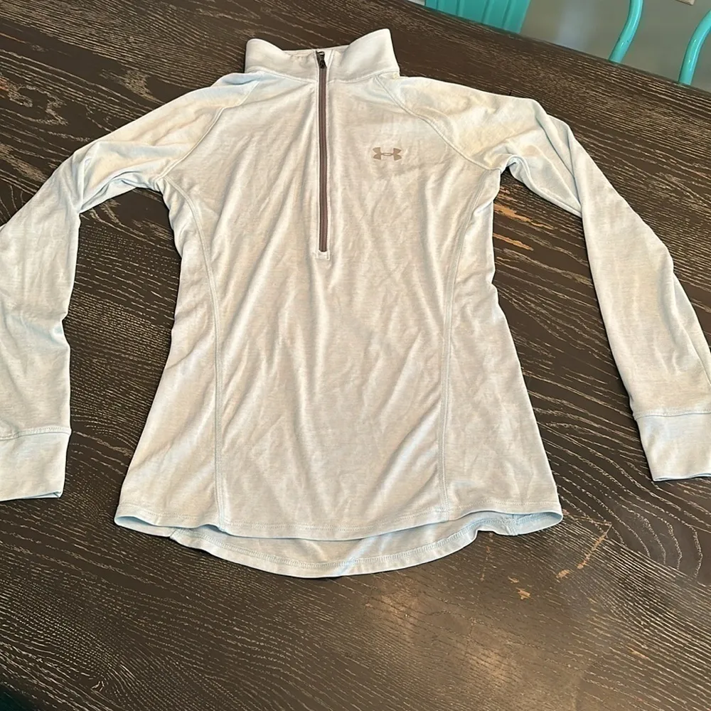 Under armor lightweight pullover, light blue, small, light new condition - Image 2