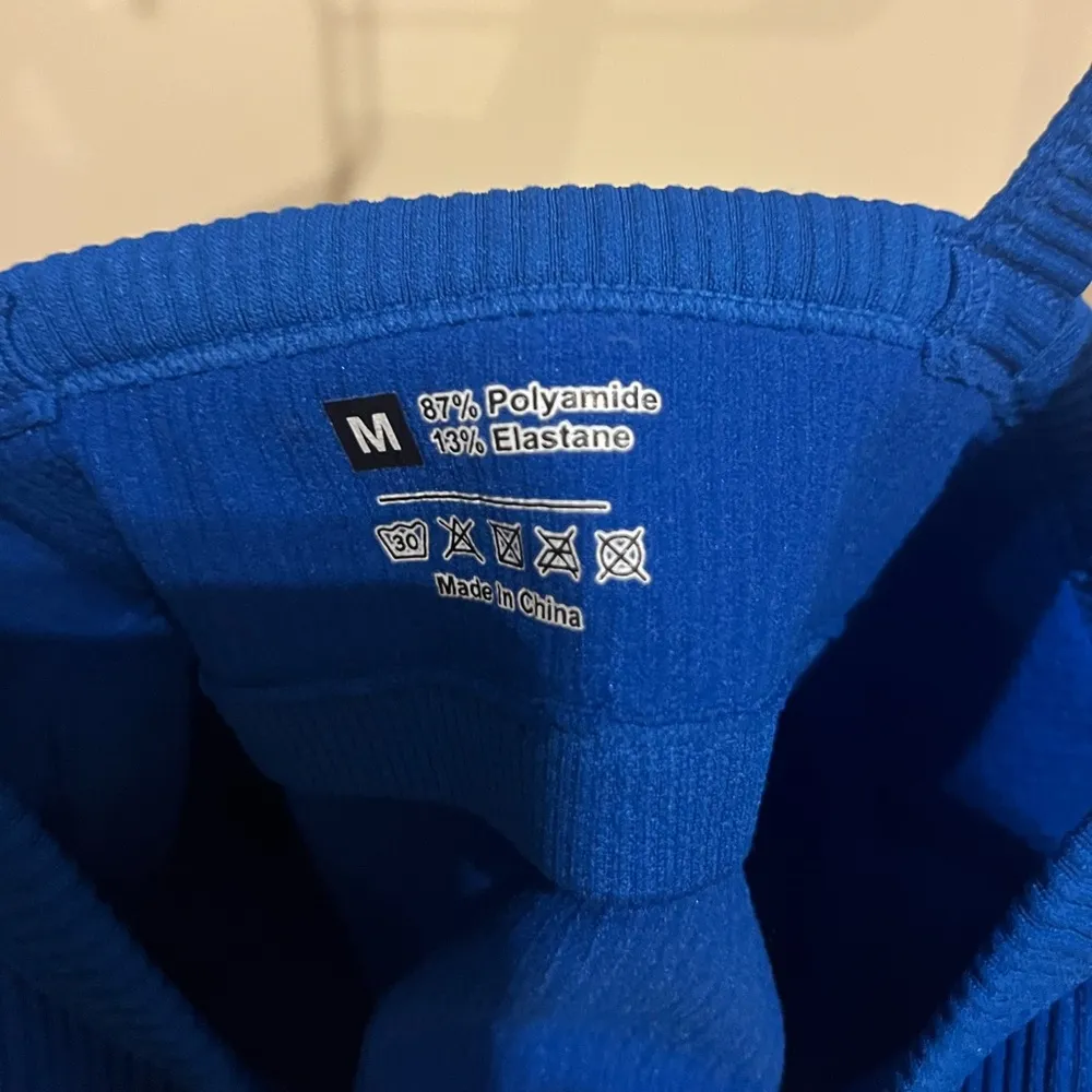 blue tank top Size M - Image 2