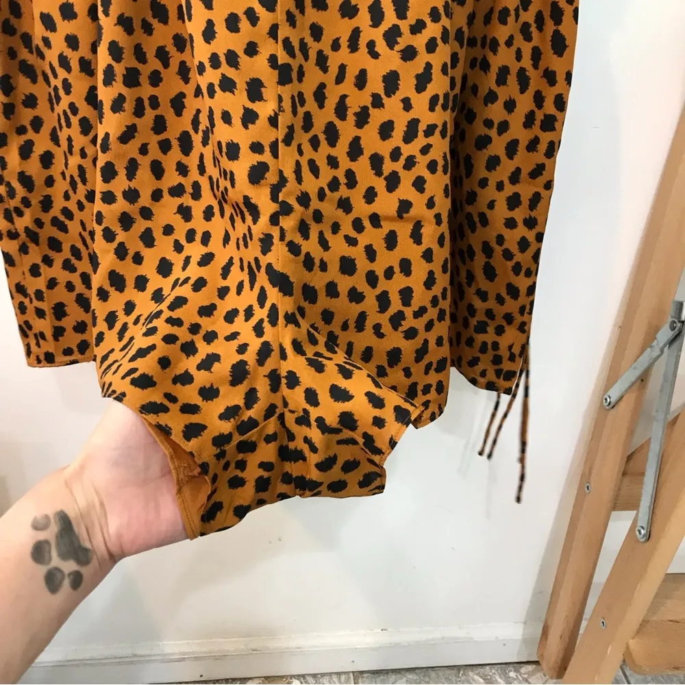 NWT Joie Keona Copper Cheetah Print Romper L Animal print v-neck shorts - Image 5