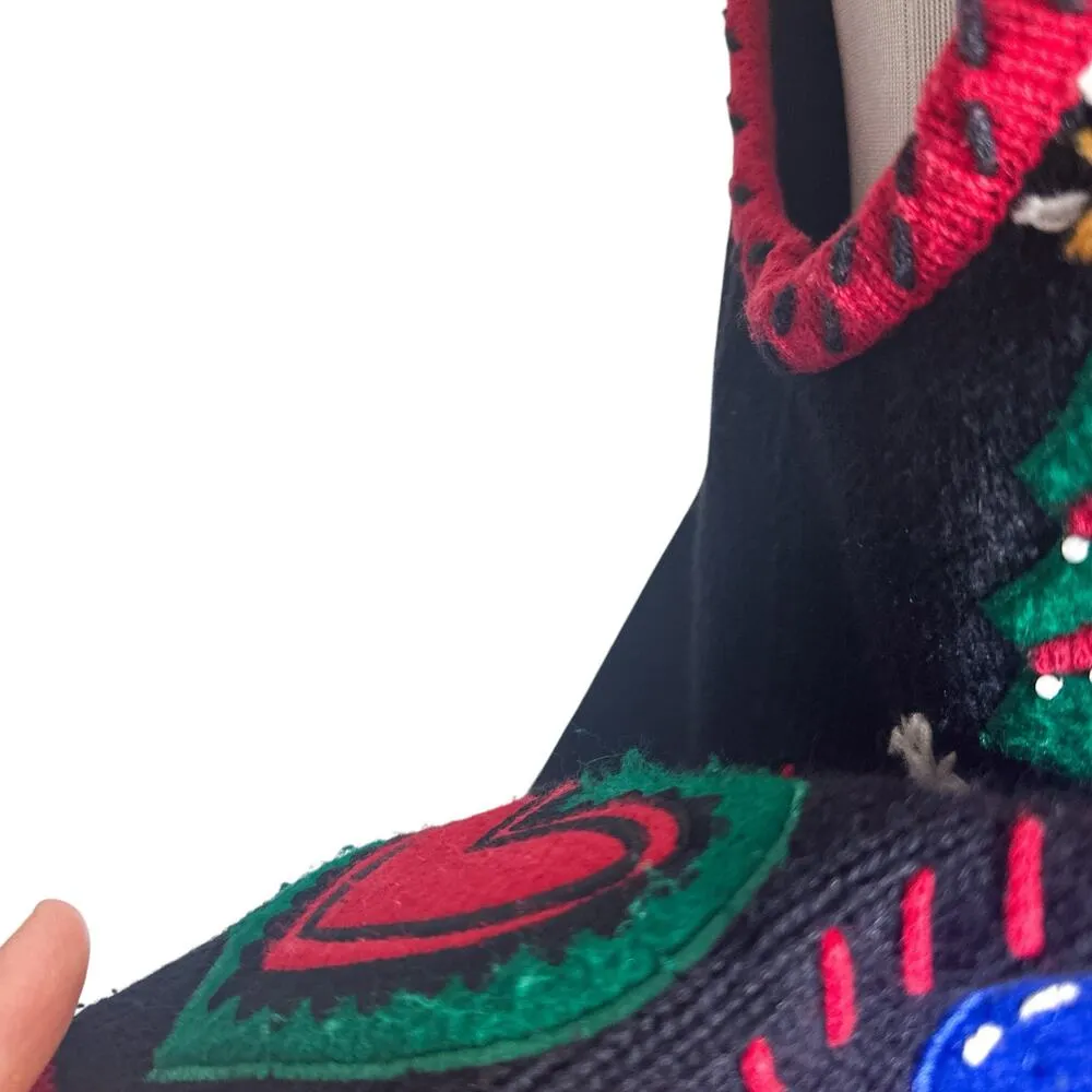 Studio Works Vintage Patchwork Stitch Christmas Holiday Vest Black Red Medium - Image 8