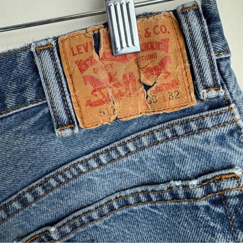 Levi’s 517 Distressed Cut Off Jeans Shorts Sz 30 Raw Hem - Image 8
