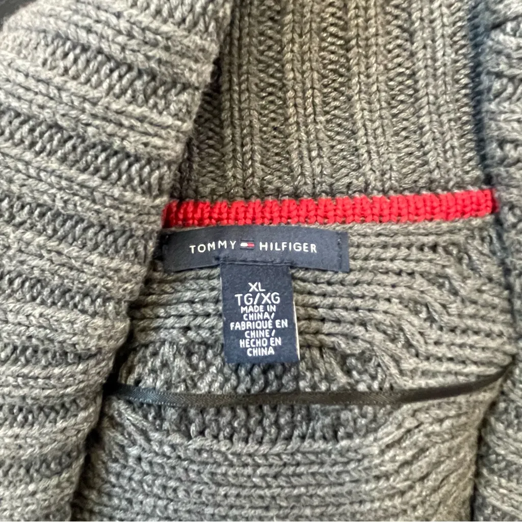 Tommy Hilfiger Charcoal Cardigan with Toggle Closure - Image 7
