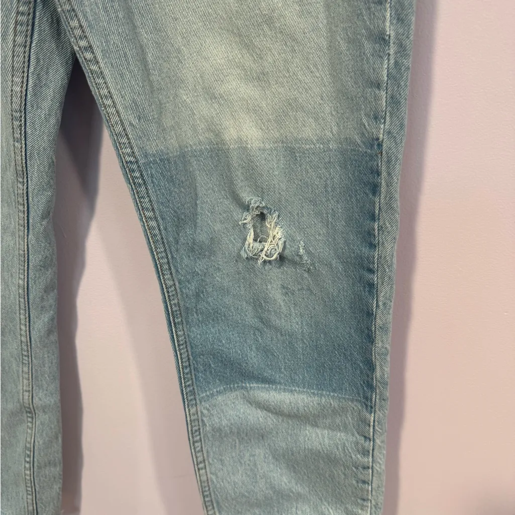 Light‎ wash Patchwork knee Abercrombie and Fitch mom jeans - Image 2