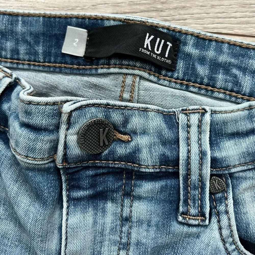 Kut from the Kloth Mia Toothpick Skinny Jeans | Mineral Acid Light Wash | 2 - Image 5