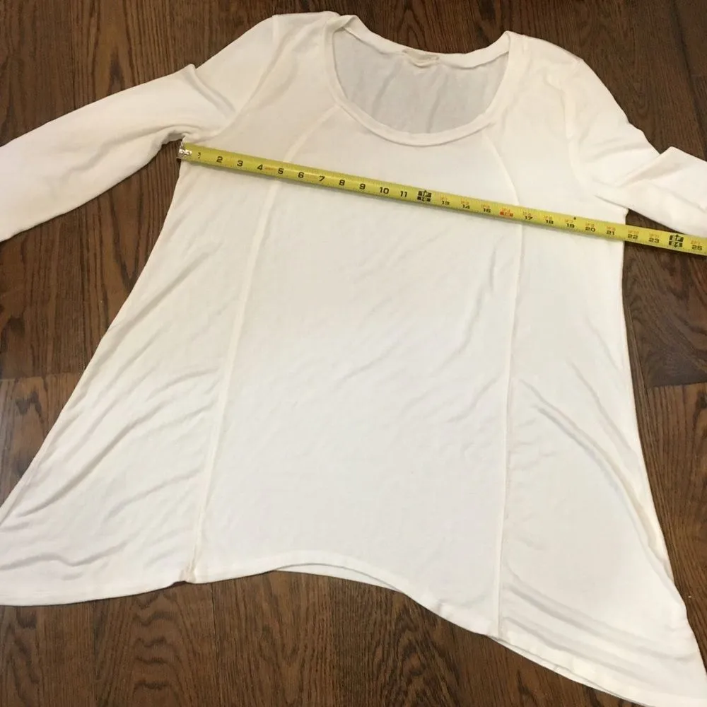 Women’s 3/4 Sleeve Flat Knit Sidetail Shark Bite Tunic - Image 4