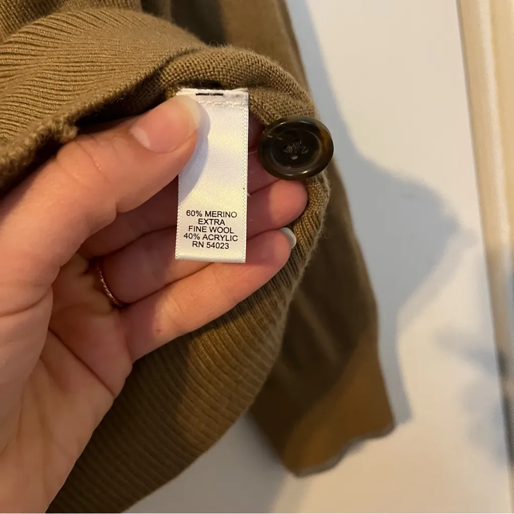 Banana Republic women’s medium Brown Cardigan Sweater button cable knit wool - Image 5