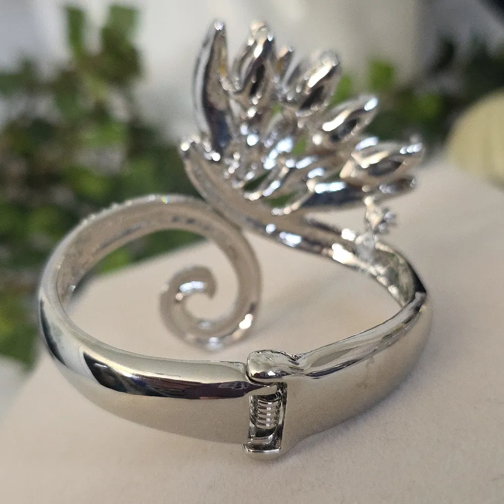 Bling! Vintage Silver CZ Statement Clamper Hinge Bracelet Yellow - Image 3