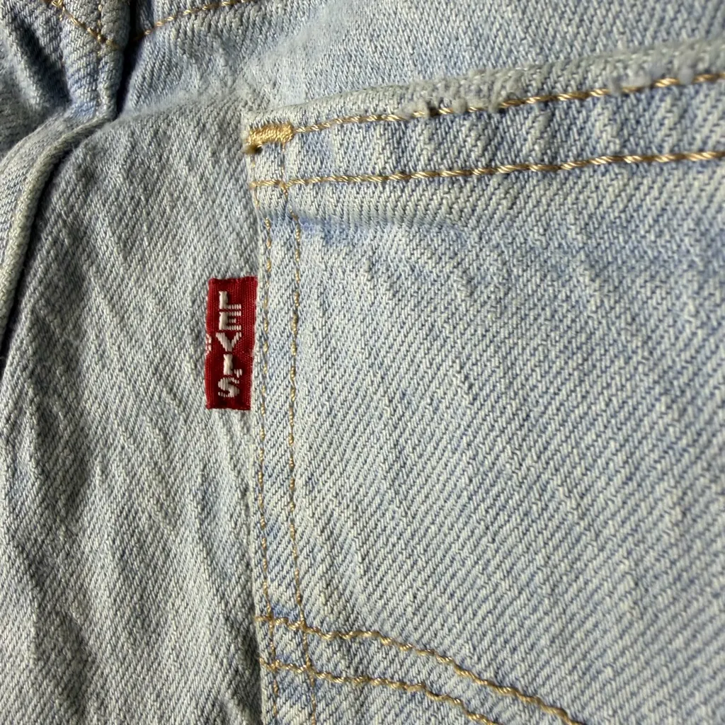 Levi’s 70s High Slim Straight Jeans Women’s 30 Light Wash Bleached Distressed - Image 9