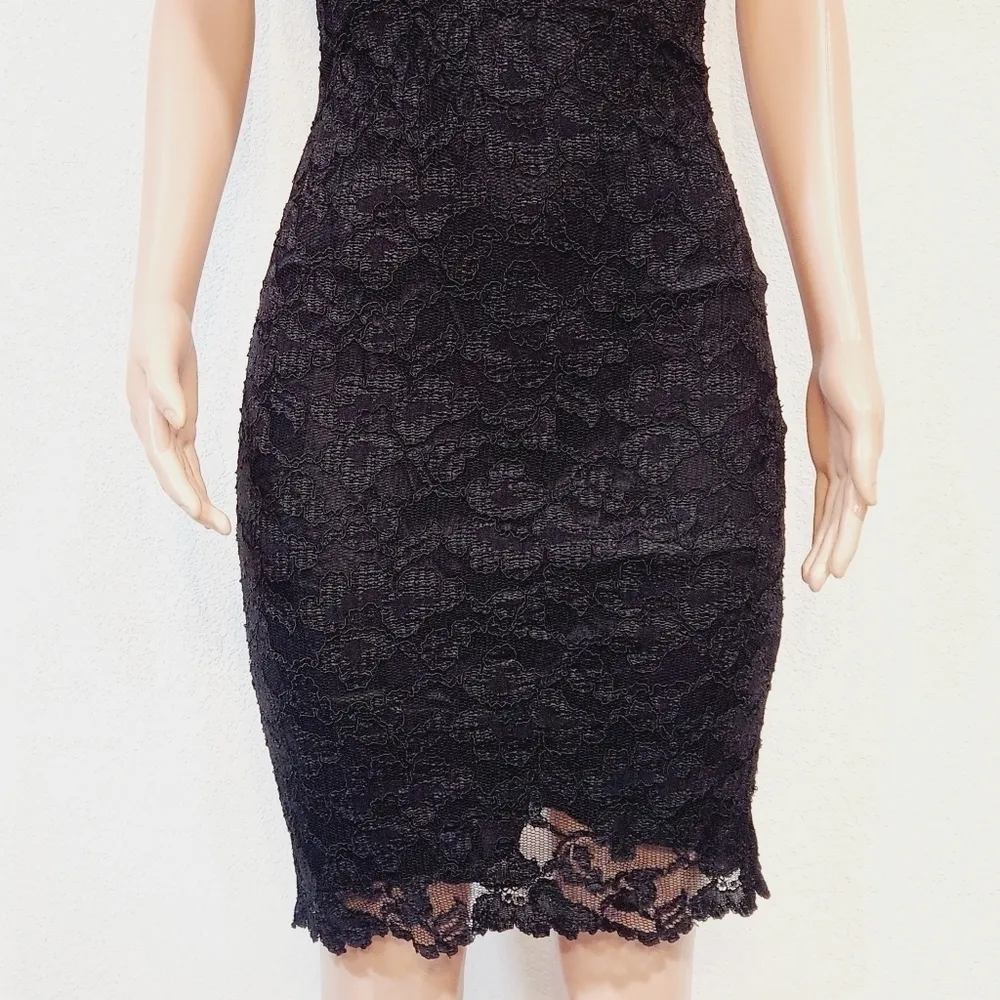 NIGHTWAY Black Lace Bodycon Vintage Gothic lace Sexy Dress Size 6 - Image 4