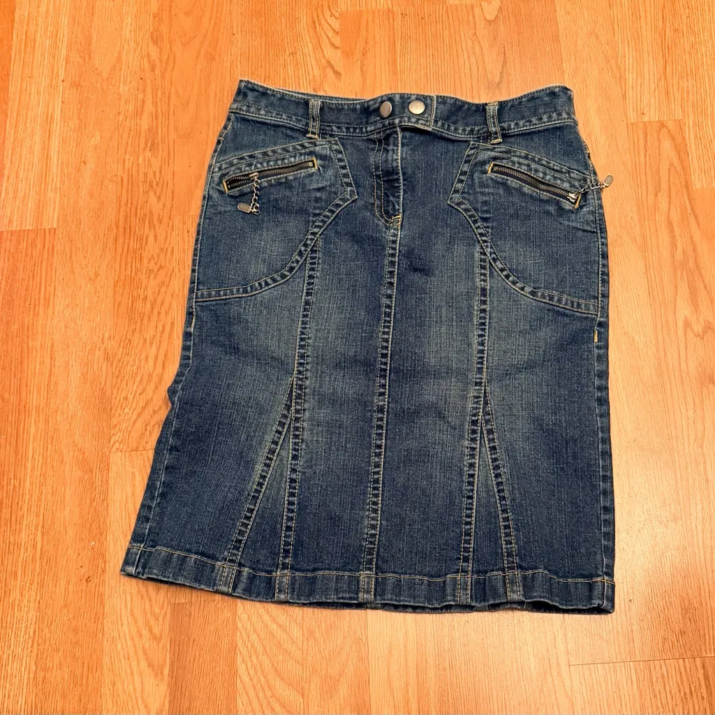 LOFT Classic Blue Denim Pencil Skirt - Image 3