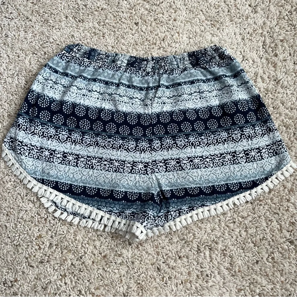 abercrombie and fitch shorts! - Image 4