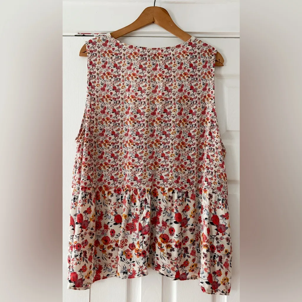 Penelope‎ Rose Floral Sleeveless Top with Lace Trim Size 2X EUC White - Image 2