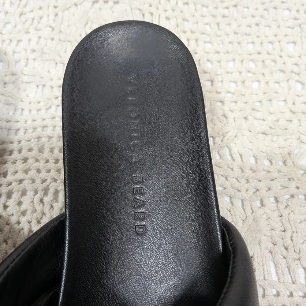 Veronica Beard Black Crisscross Slide Sandals Size 7 - Image 2