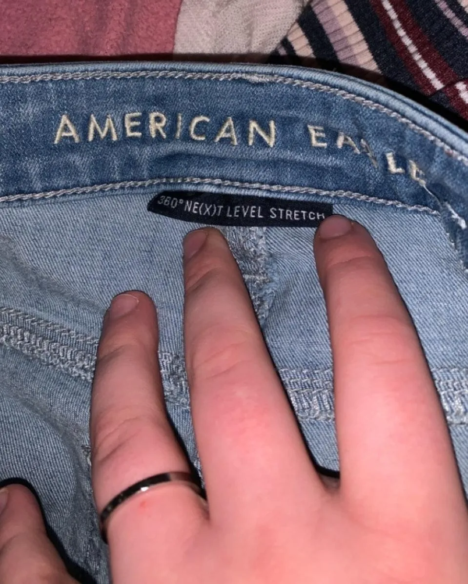 American Eagle Outfitters 360 Jeans - Image 4