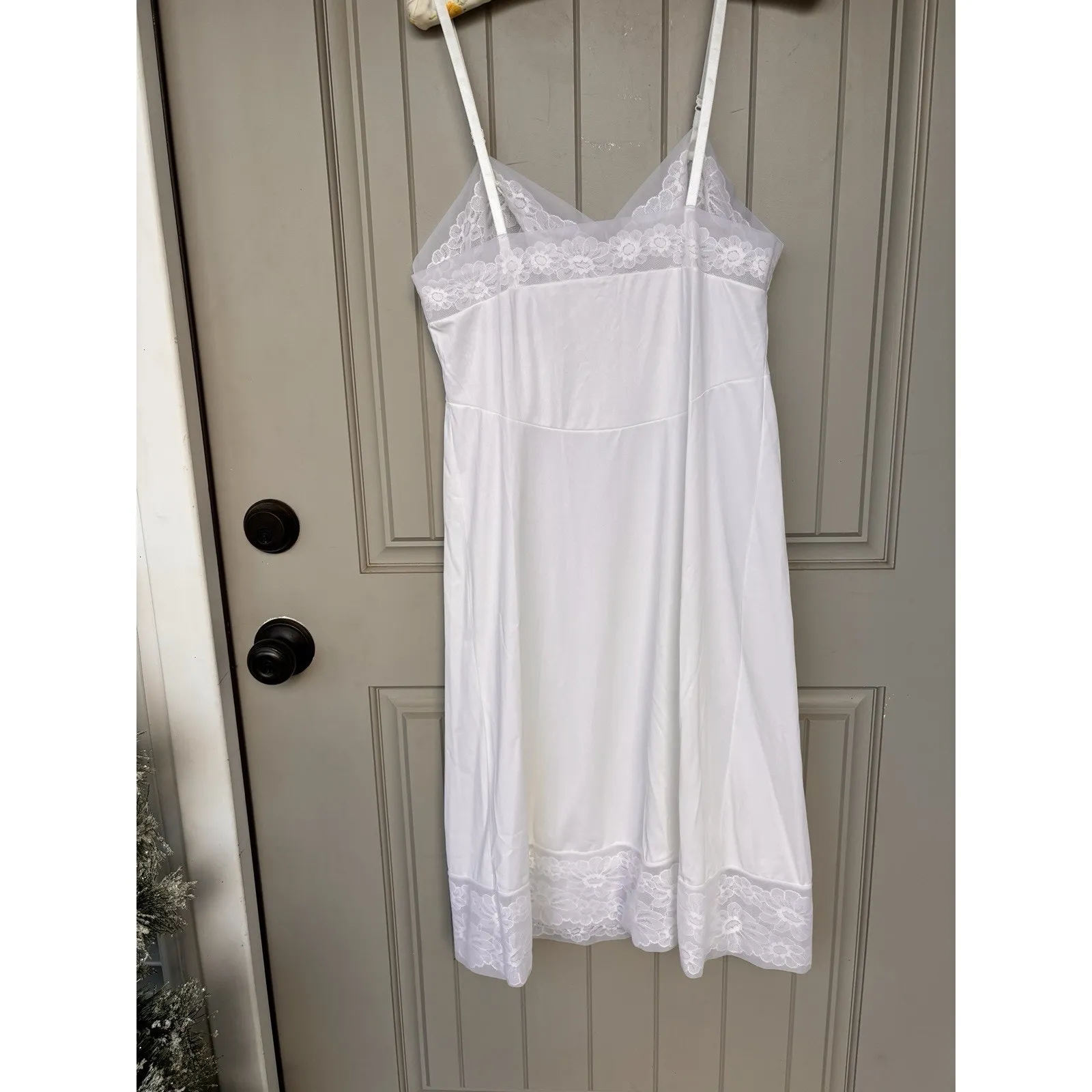 Vintage VANITY FAIR Lingerie Slip 100% Nylon Antron 36" Dupont USA White Lace - Image 6