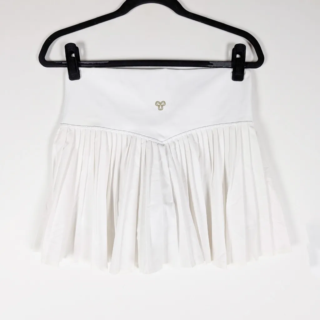 Aritzia TNA Golden MoveTech Cheeky Pleated Score Tennis Skirt White Mini Medium - Image 2