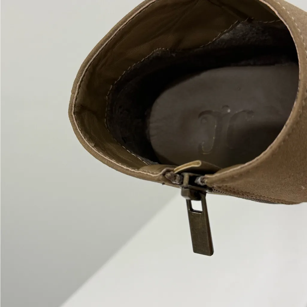 Womens Elegant Tan Ankle Booties Size 8 - Image 5