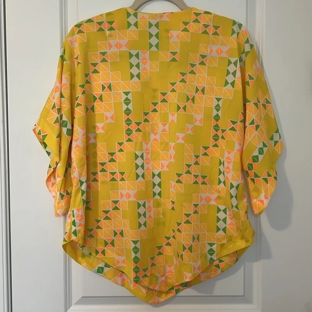 Vintage Vanda Fashions Key West Hand Print Floral Handkerchief Hem Blouse Top Yellow Size undefined - Image 2