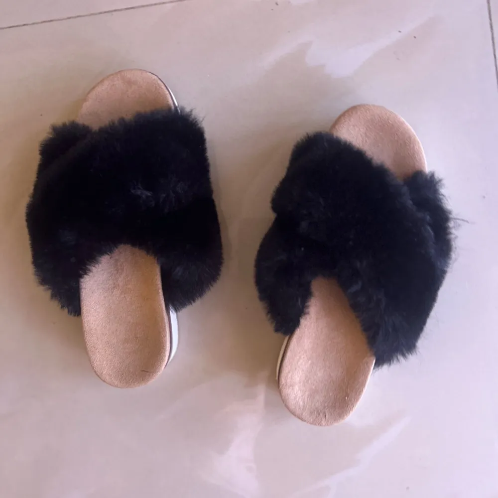 Fur cuddly slippers Sandal Faux Fur Sandal Slides Flip Flop Size 6.5 Unbranded Silver - Image 15