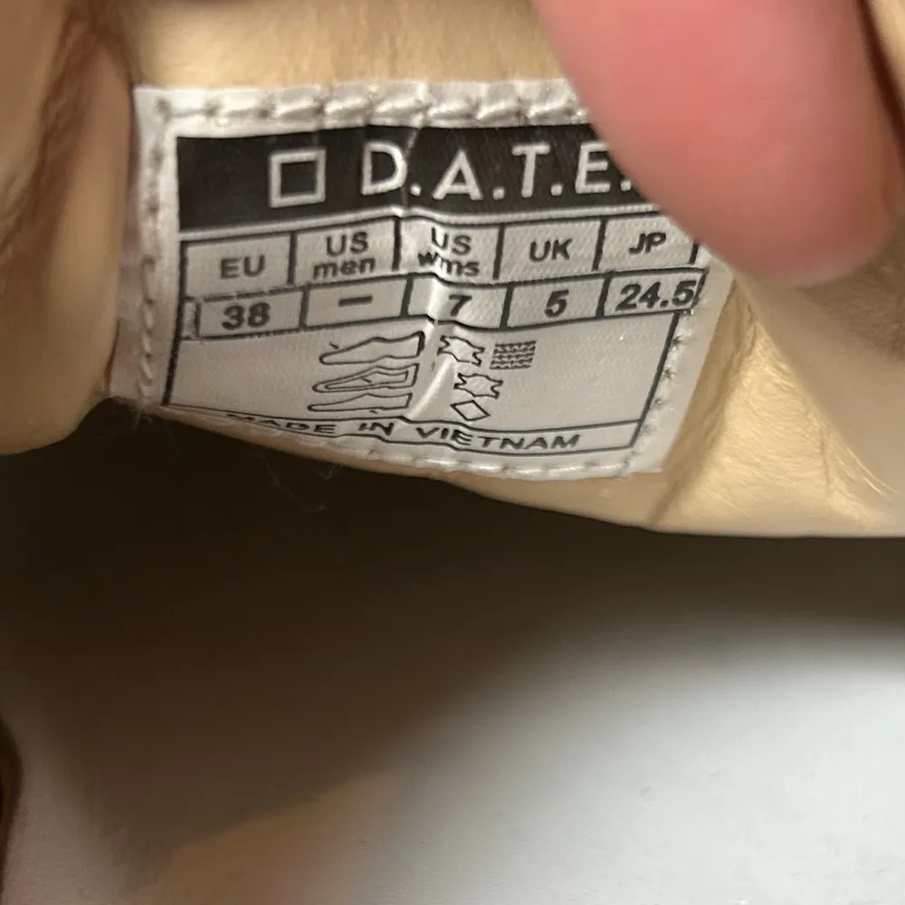 D.A.T.E. White Snakeskin Heel Faux Fur Tongue Sneakers Size 7 - Image 7