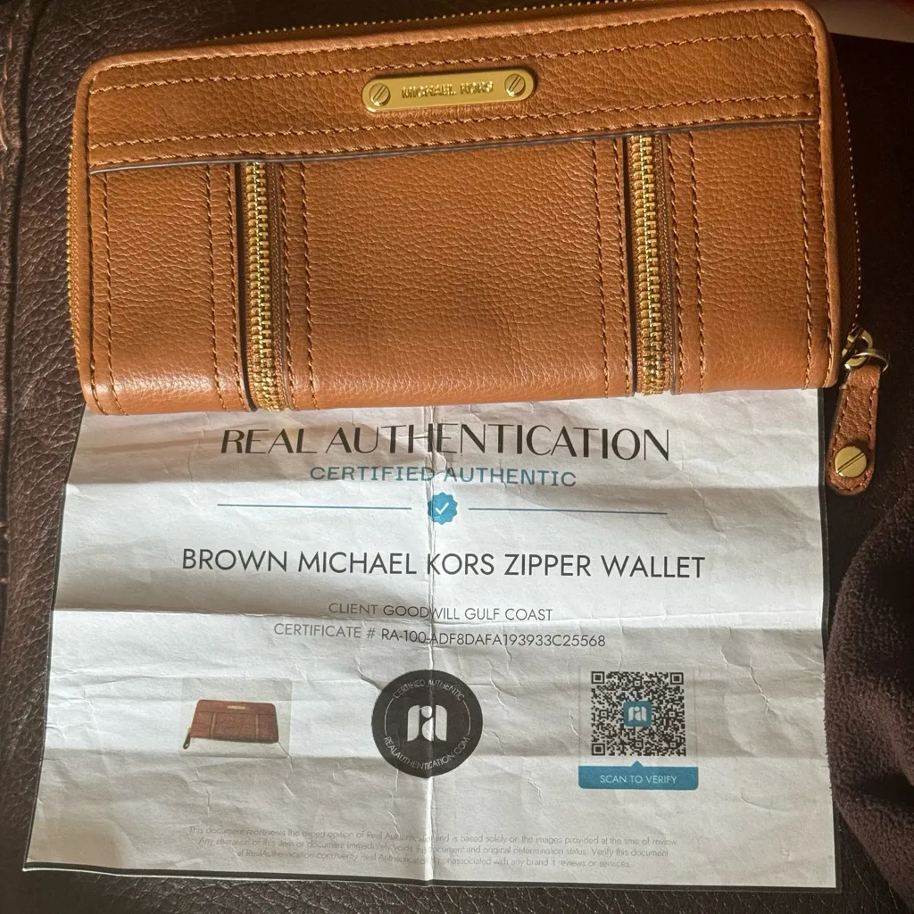 Michael Kors Moxley Brown Zip Around Continental Leather Wallet 100% authentic - Image 11