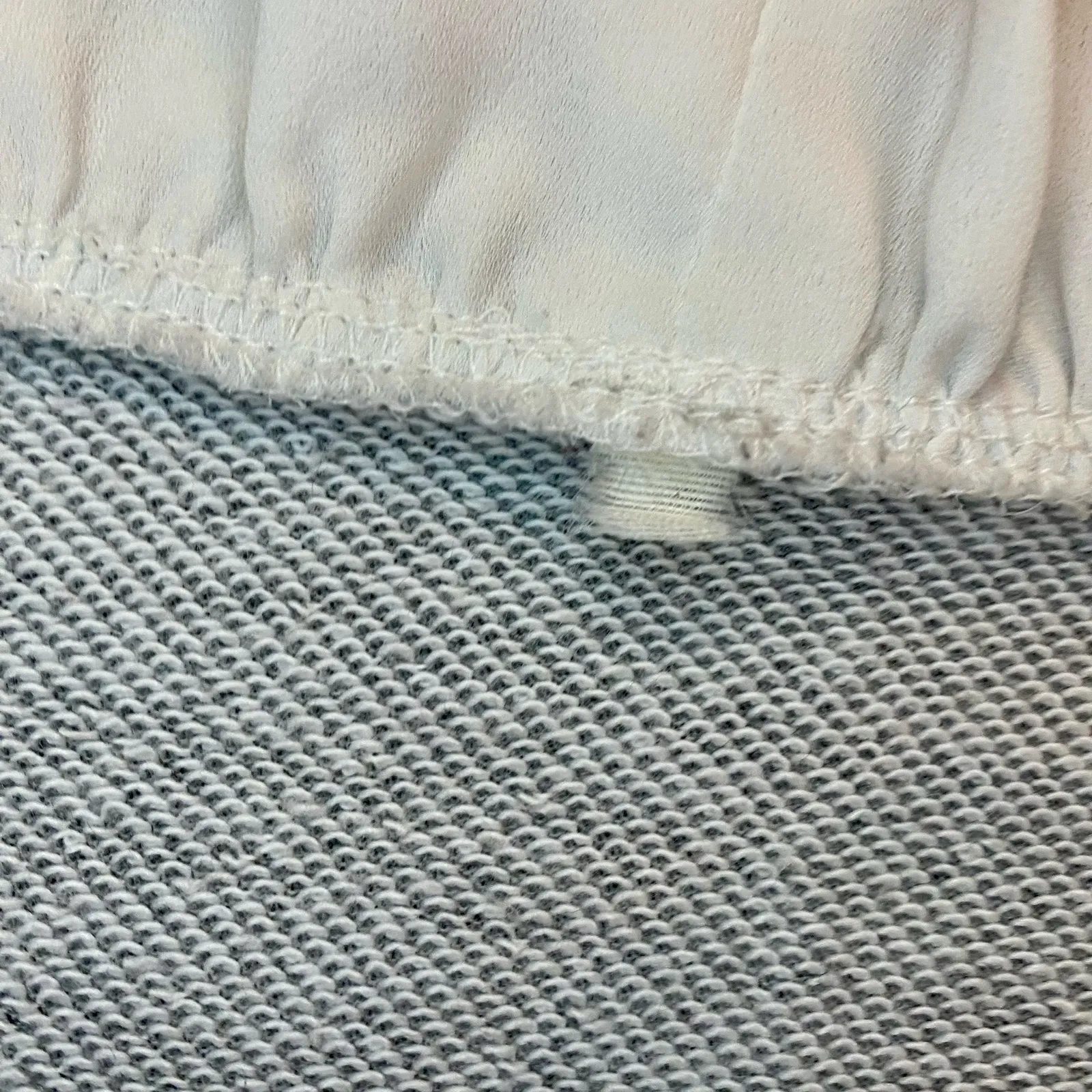 Gray Layered Pullover Sweater Top Womens Medium - Image 13