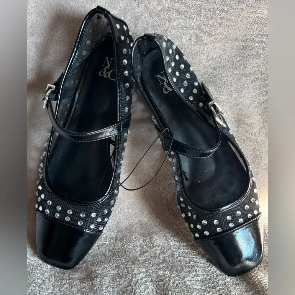 New York & Company Black Flats with Studded Decoration and Mary Jane Strap Size9 - Image 3