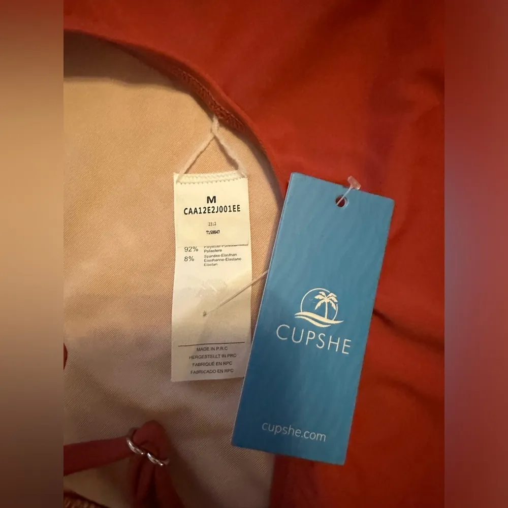 Cupshe NWT  One Piece Bathing Suit Deep V Neck Crisscross Back brick red size M - Image 6